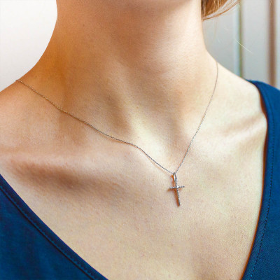 Croix diamantée, Or blanc 750, 10x16mm - Joelli