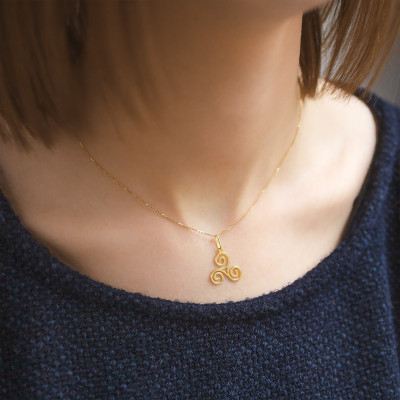 Pendentif Triskel ajouré, Or jaune - Lucas Lucor
