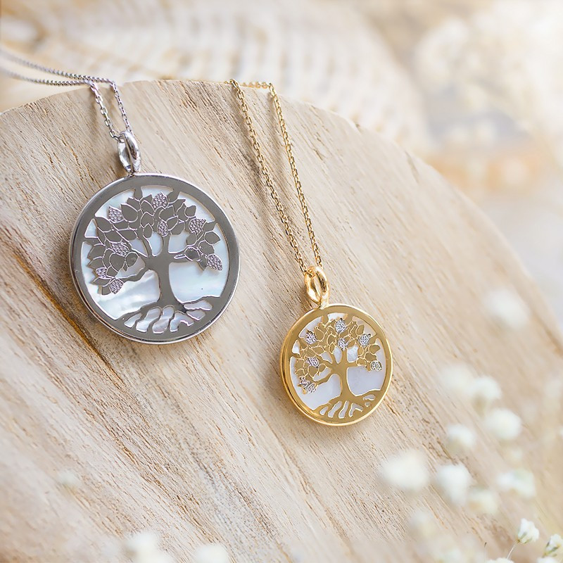 Médaille Arbre de Vie, Or blanc 18K et nacre Vandona Médaille Arbre de Vie, Or blanc 18K et nacre Vandona