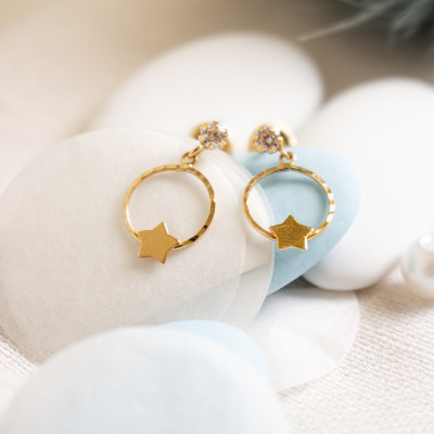 Boucles d'oreilles cercle étoilé, Or jaune et zyrcon - Bambins