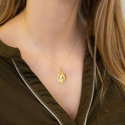 Médaille Vierge à l'Enfant, Or jaune 375, 17mm - Argyor