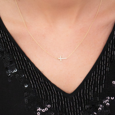 Collier en Or jaune 375 croix horizontale et zyrcons - Rosatella