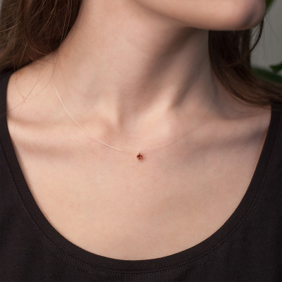 Collier fil nylon serti griffe, Grenat et Or jaune 375 - Rosatella