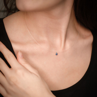 Collier fil nylon serti griffe, Tanzanite et Or blanc - Aurora
