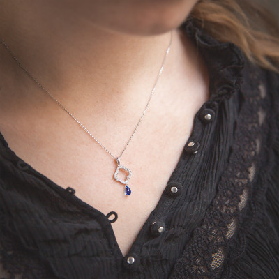 Pendentif Trèfle Or blanc Diamant & Saphir - Aurora