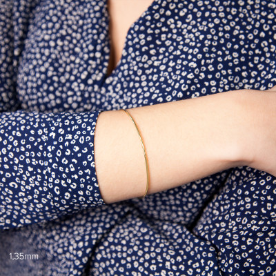 Bracelet Jonc Fil Rond Massif 45 mm, Or jaune 750 - Emanessence