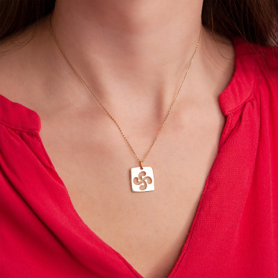 Pendentif Croix Basque Carrée, Or Jaune - Rosatella