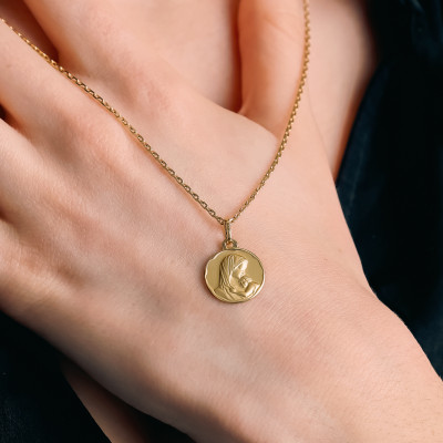 Médaille Vierge à l'Enfant Sablée, Or Jaune 750, 15 mm - Lumiosa