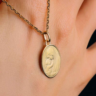 Médaille Vierge à l'Enfant, Or jaune, 15x19mm - Emanessence