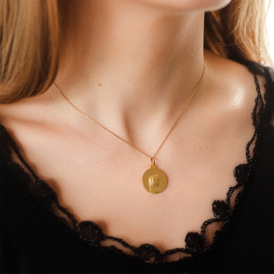 Médaille Vierge Bienveillante Profil, Or Jaune 750, 18 mm - Lumiosa