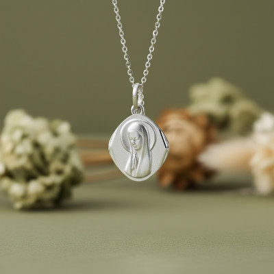 Médaille Losange Vierge en Prière, Argent, 15x17mm - Emanessence