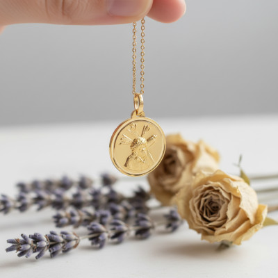 Médaille Christ Grand Pouvoir, Or Jaune 750, 18 & 20mm - Lumiosa