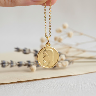 Médaille Vierge Marie en prière, Or jaune, 14mm - Argyor