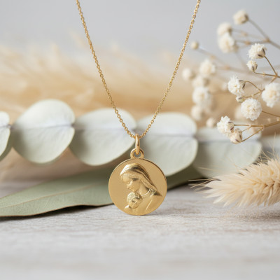 Médaille Vierge à l'enfant, Or Jaune 375, 16mm - Emanessence