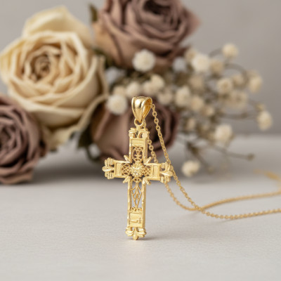 Croix en Filigrane, Or jaune 750, 25x37mm - Lumiosa