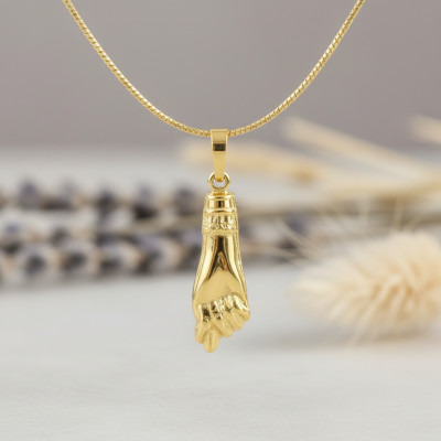 Pendentif Poing, Or Jaune 375 - Emanessence