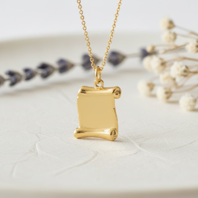Pendentif Parchemin 11 x 12, Or jaune 750 - Emanessence