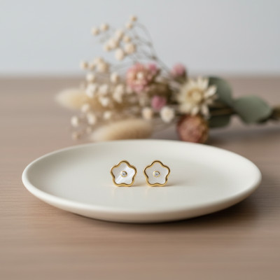 Boucles d'Oreilles Fleurs, Nacre & Or Jaune - Bambins