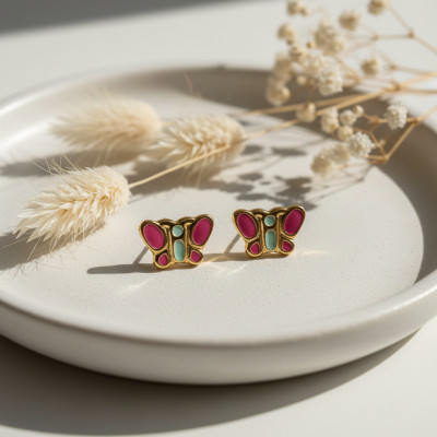 Puces d'oreilles Papillon, Or jaune & Laque - Emanessence