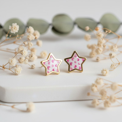 Boucles d'oreilles Etoiles, Or jaune et émail - Bambins