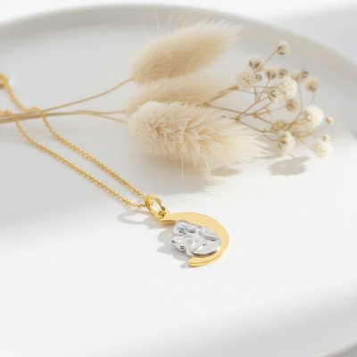 Médaille Ange & Lune, 2 Ors 750 - Emanessence