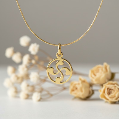 Pendentif croix basque, Or jaune 375 - Rosatella