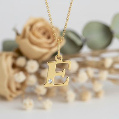 Pendentif lettre E, Or jaune 750 et diamant - Emanessence