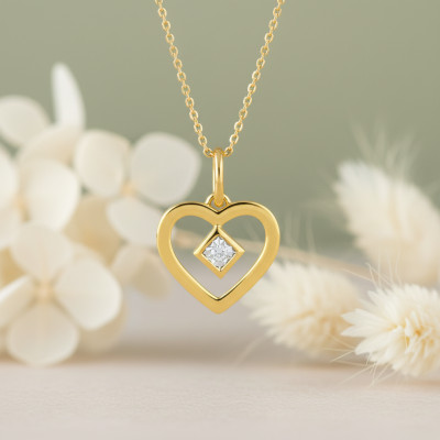 Pendentif petit coeur diamanté , Or jaune 750 - Emanessence