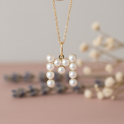 Pendentif Lettre M, Perles & Or jaune 375 - Emanessence
