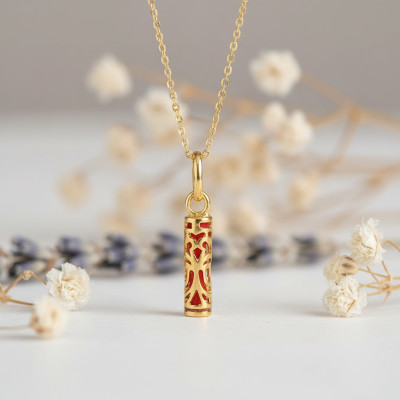 Pendentif Tiki Force, Plaqué Or & Résine Corail - Rosatella