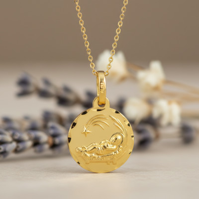 Médaille Enfant Jésus Facettée, Or Jaune 375, 14 mm - Vandona