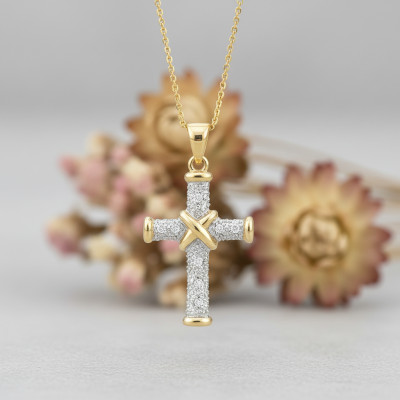 Pendentif Croix, Or Jaune 375 & Diamants 0,04 ct, 14x25mm - Emanessence