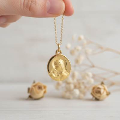 Médaille Vierge à l'Enfant Ovale, Or jaune 750, 17mm - Argyor