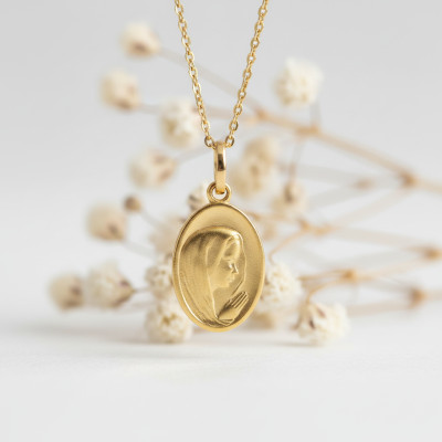 Médaille Vierge en prière Ovale, Or Jaune 750, 12x16mm - Lumiosa