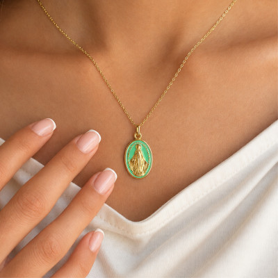 Médaille Vierge Miraculeuse, Or Jaune 375 & Émail Vert - Lumiosa