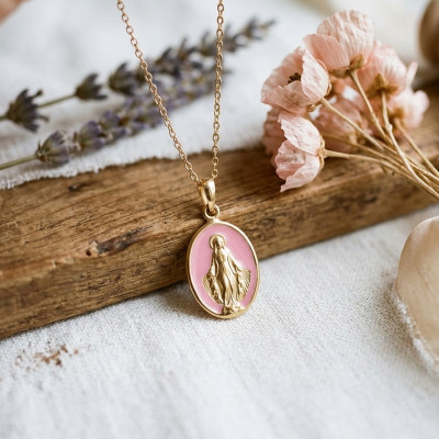 Médaille Vierge Miraculeuse, Or Jaune 750 & Laque rose, 10x7mm - Emanessence