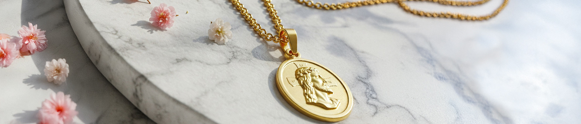 Médaille Christ or jaune