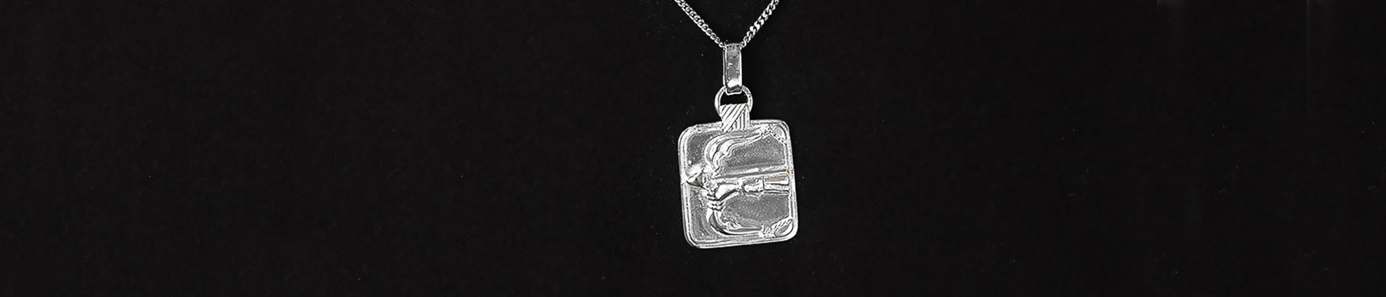 Pendentif Signe Astrologique or blanc