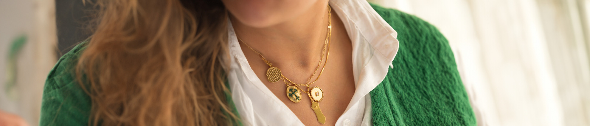 Pendentif femme