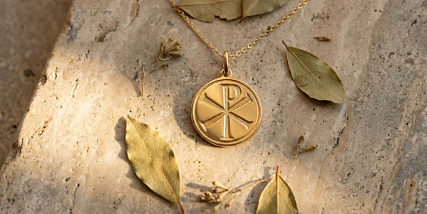 Chrisme : un symbole antique et complexe