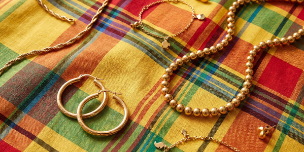 Les bijoux antillais : entre histoire, nature et traditions